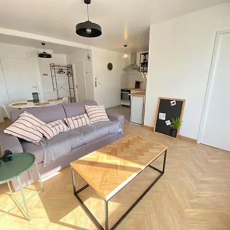 Plein Charme Aux Minimes Terrasse Calme + Parking Apartment La Rochelle (Charente-Maritime)
